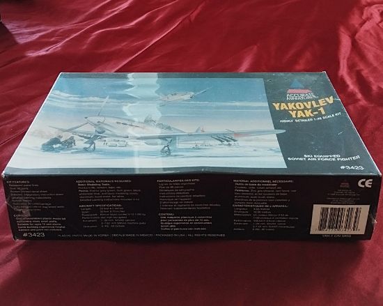 Model sovětského stíhacího letounu Yakovlev Yak-1 v měřítku 1:48 od výrobce Accurate Miniatures