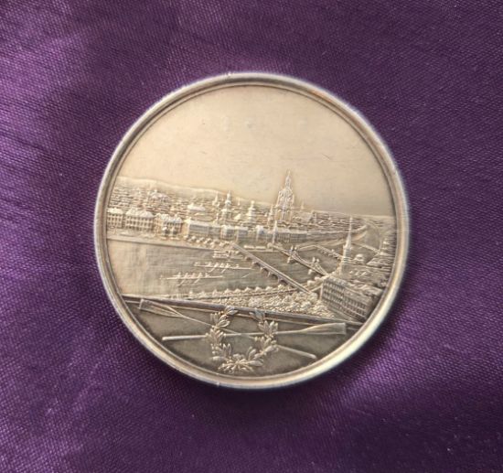 Zlacená medaile „Frankfurter Regatta Verein“.