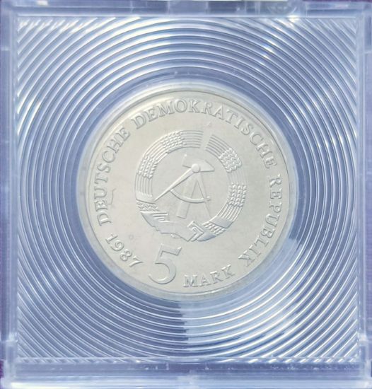 Pamětní 5 marková mince z NDR z roku 1987