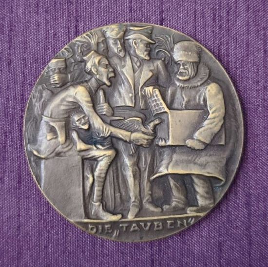Pamětní medaile připomínající uzavření mírové smlouvy v Brestu-Litevsku v roce 1918. 